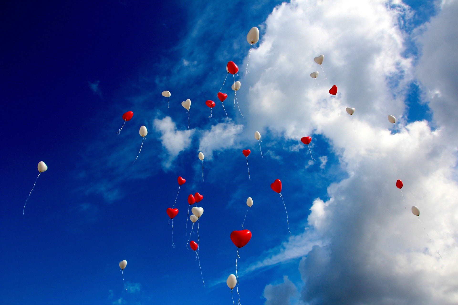 Ballons (c) Bild von Peggy und Marco Lachmann-Anke auf Pixabay